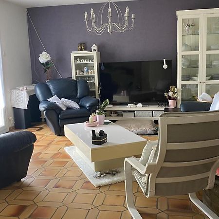 Maison Quietude Chavanoz Eksteriør bilde