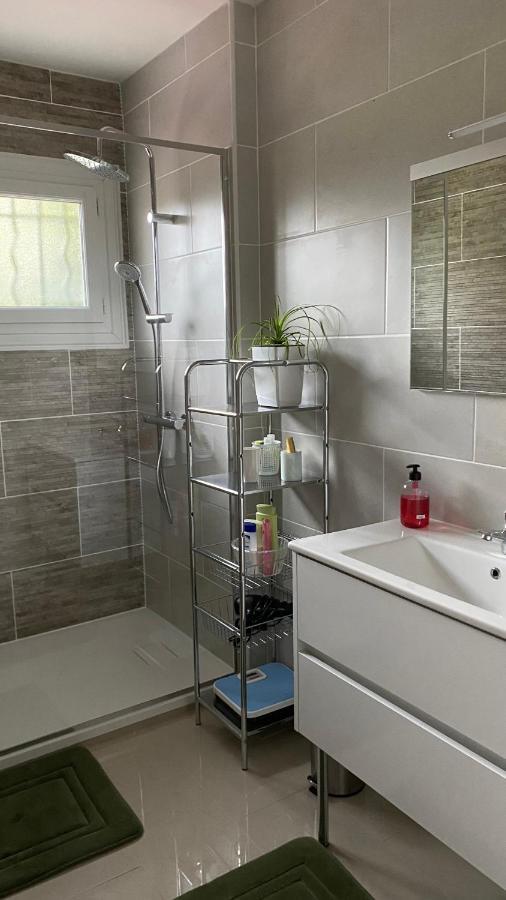 Maison Quietude Chavanoz Eksteriør bilde